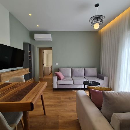 Adore - Modern Apartment Tirana Exteriör bild