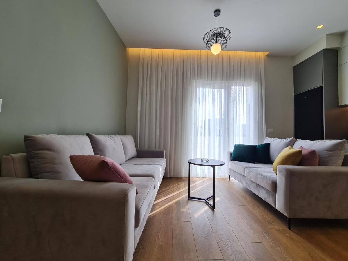 Adore - Modern Apartment Tirana Exteriör bild